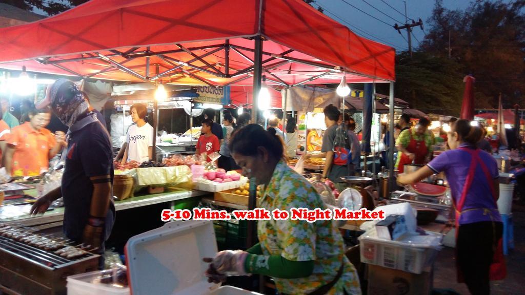 大城 朱拉哈拉特之家旅馆酒店 外观 照片