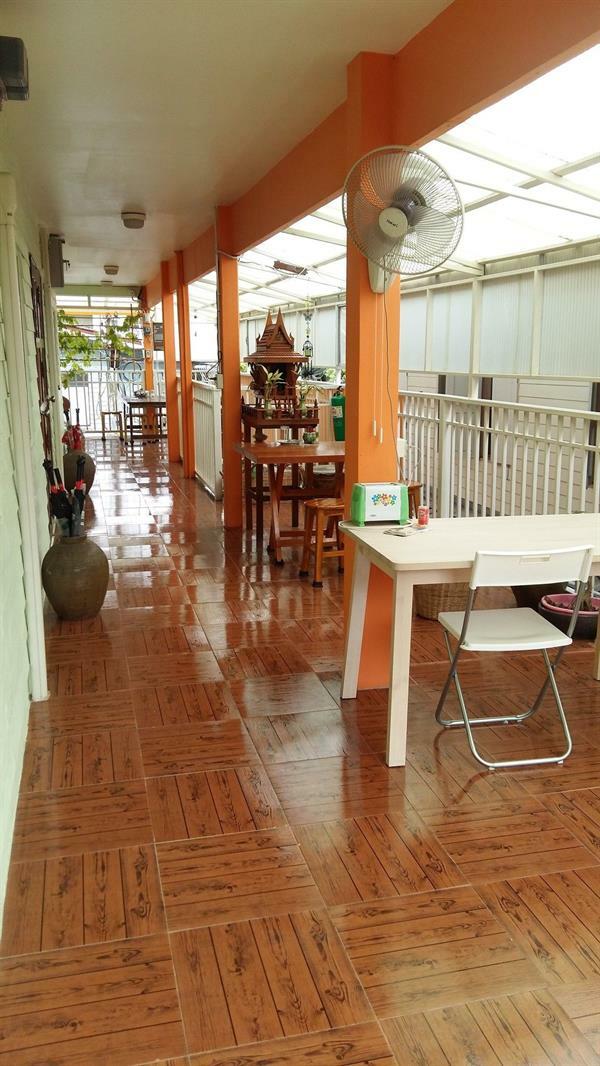 大城 朱拉哈拉特之家旅馆酒店 外观 照片